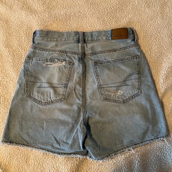 American Eagle - Distressed Jean Shorts / Size 0 - Picture 4 of 8